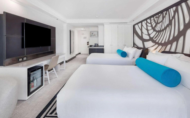 Pullman Cairns International