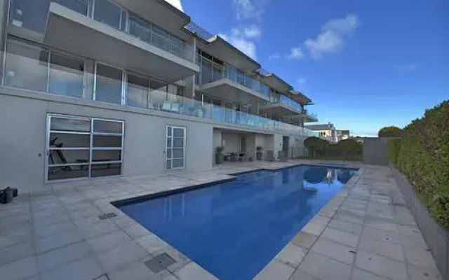 One Ten Apartment 3