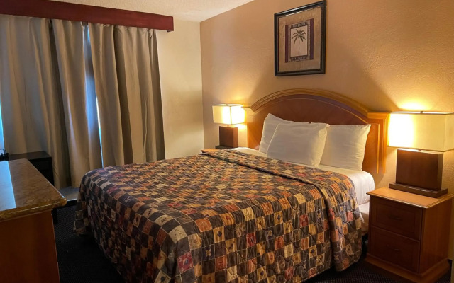Grand Inn