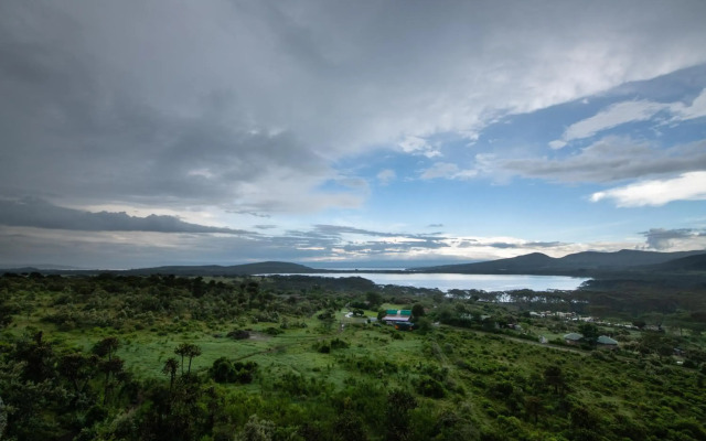 Naivasha Kongoni Lodge - Lakefront Getaway