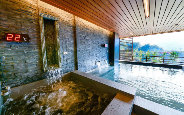 Hotel Tilun Dongpu Spa