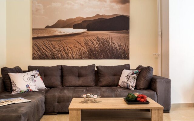 Acropolis Suites & Apartments