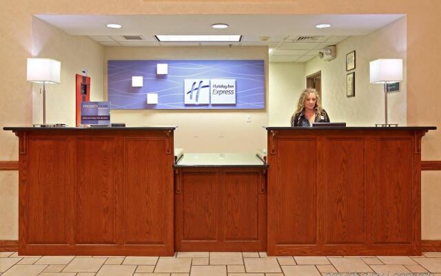 Holiday Inn Express Hotel & Suites Harrison by IHG