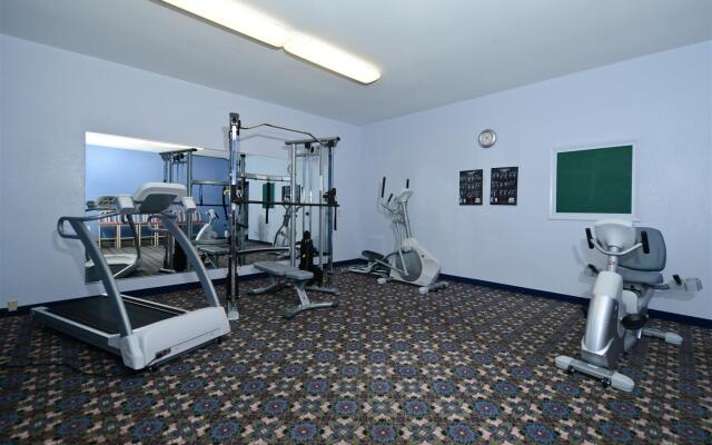Best Western Harbour Pointe Lakefront