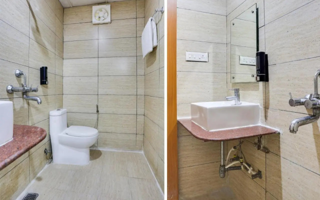Ridgewood Palace By OYO Rooms