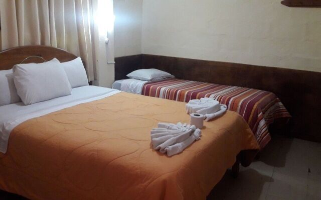 Yuri's Sanbleño II Hostel
