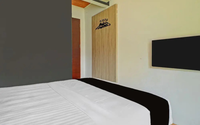 Hotel O Gambir Near Juanda Station Formerly Bunga Dahlia