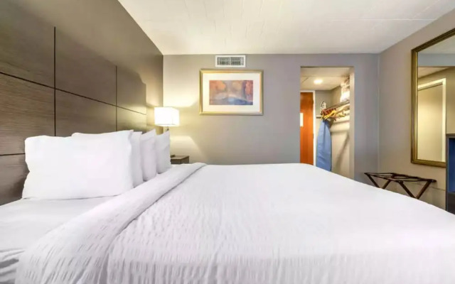 Charming Ensuite Rooms in NEW CUMBERLAND