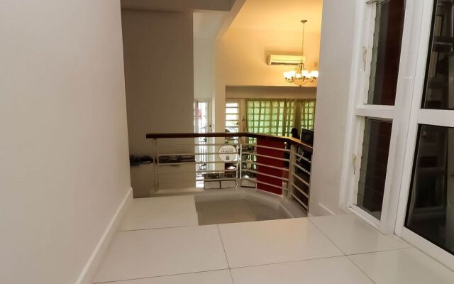 OYO 89880 Vstay 2 Guesthouse