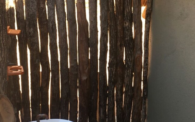Wild Dogs Safari Lodge