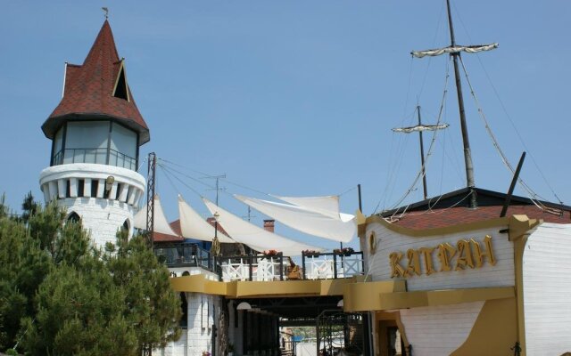 Katran Hotel