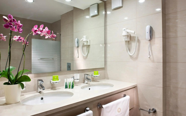 Apollonion Asterias Resort and Spa