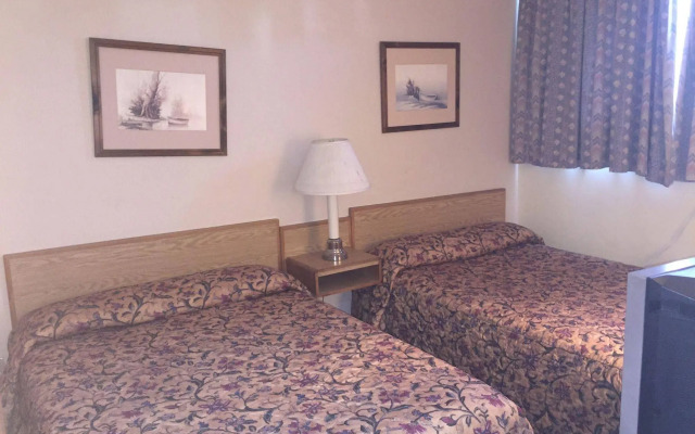 Tyee Village Motel