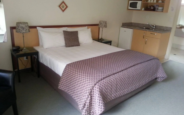Tuscany Villas Rotorua – Guest Rooms – Rotorua