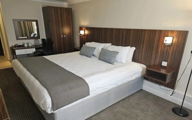 Palms Hotel & Retreat By Palette London Romford