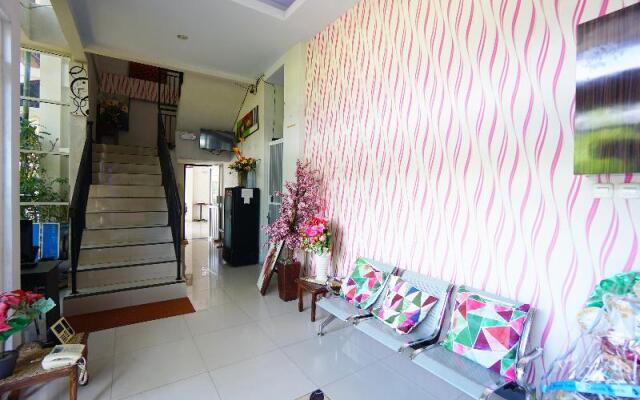 Elite Residence by OYO Rooms