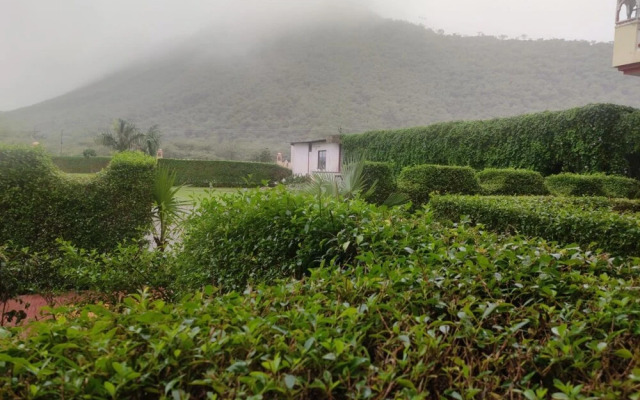 Parvat Valley Resort