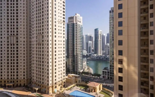 Modern Studio  with Sweeping City Views