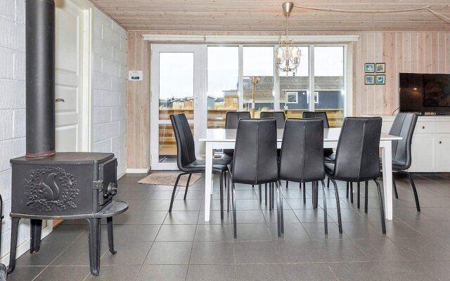6 Person Holiday Home in Thisted