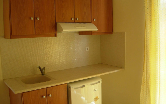 Philippos Studios & Apartments