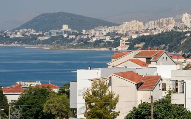 S2-spacious Studio With the sea View & use of Pool