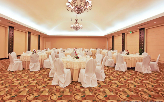 Holiday Inn Panama Canal by IHG