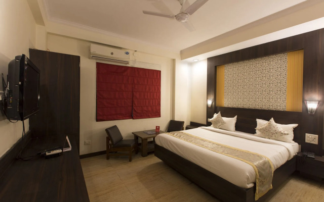 OYO 8307 Hotel Garden View