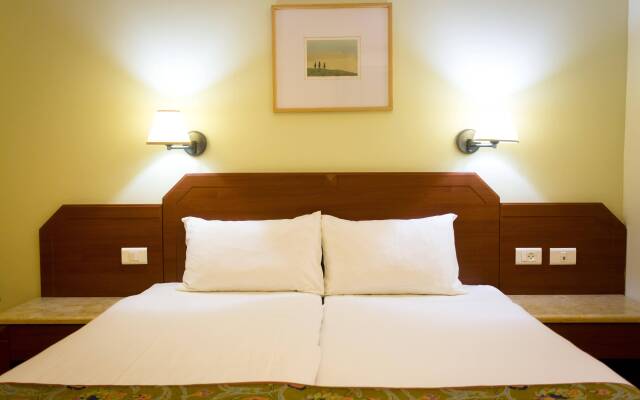Beach Hotel by Zvieli hotels