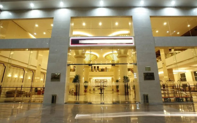 Majestic - Mong Cai Hotel