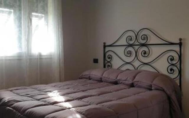 Flat 2 Bedrooms 1 Bathroom - Imperia