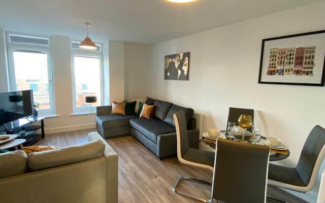 Queens House Suite
