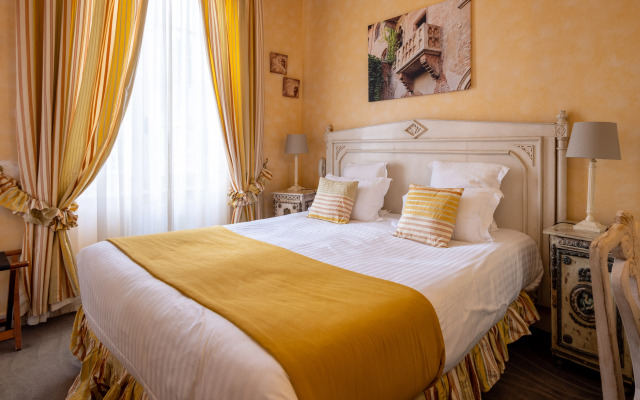 Hôtel & Spa du Domaine des Thômeaux, The Originals Relais