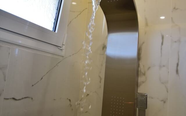 Vista Luxury Suites
