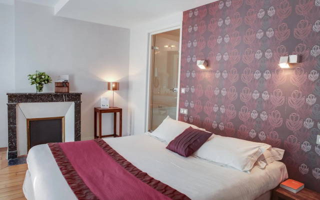 Cross Vibe Paasha Atelier Bali Kuta