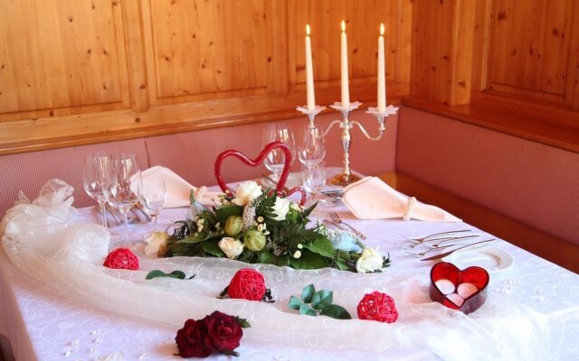 Hotel-Restaurant „Roter Hahn“