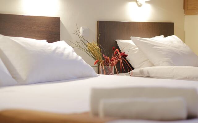 Hotel Junior