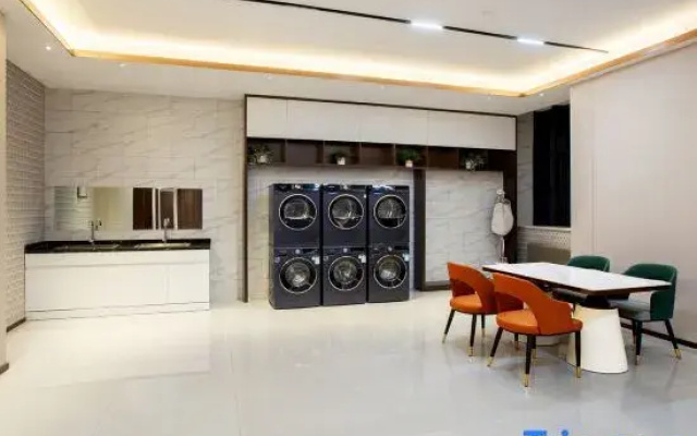 Jinjiang Capital Hotel (Kashgar Shenka Avenue Administrative Approval Bureau Branch)