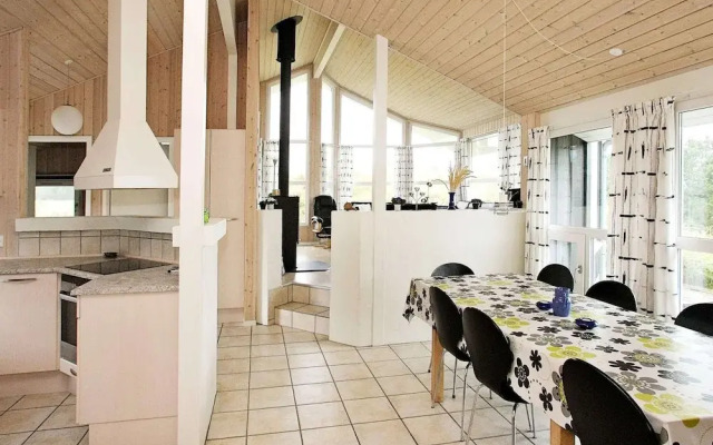 8 Person Holiday Home in Bindslev