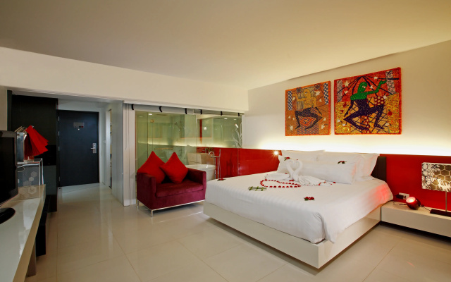 B-Lay Tong Phuket - MGallery Collection