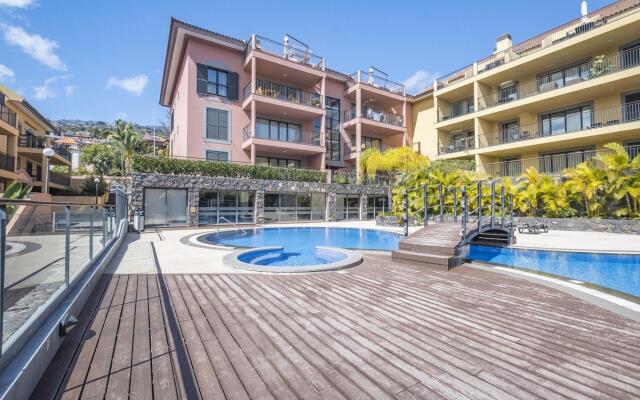 Living Funchal by Madeira Sun Travel
