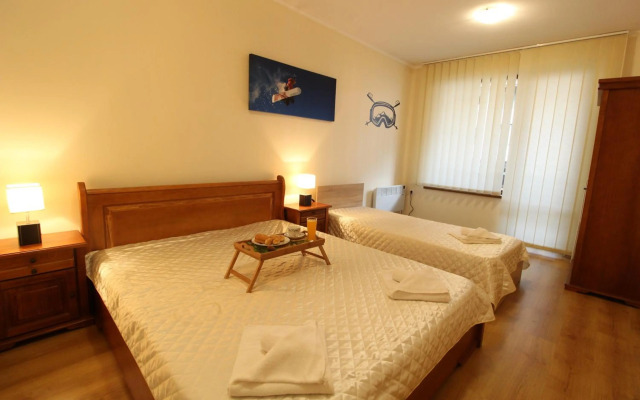 Pine Tree Apartment 2 - B7