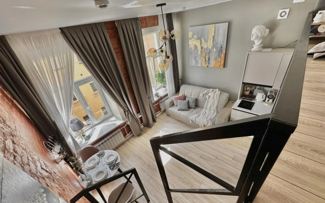 Метры в центре на улице Маяковского 6