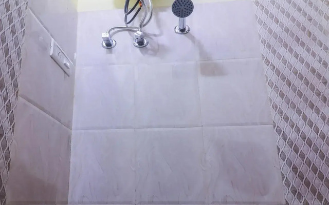 Rj 14 Home Stay By OYO Rooms