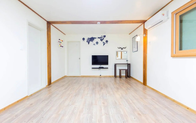 Seonamsan Hanok Pension
