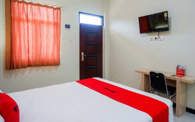 RedDoorz Plus @ Jl Pemuda Pati