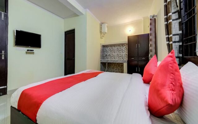 OYO 29270 Kamal Palace