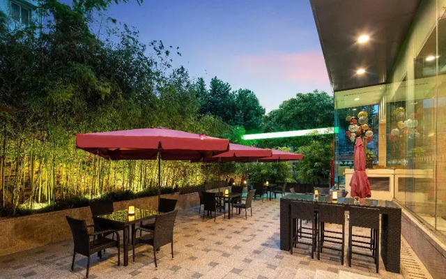 Holiday Inn Shanghai Hongqiao Central by IHG