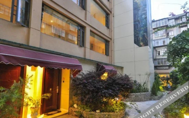 Sancun Bi'an Hostel