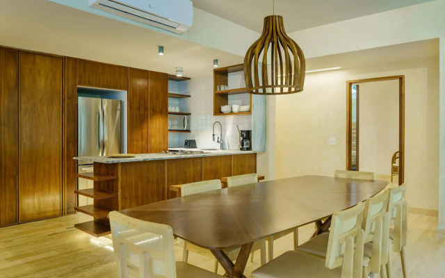 106 Beautiful Garden Apartment with Private Pool