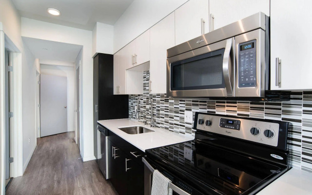 Pelicanstay in Stadium District